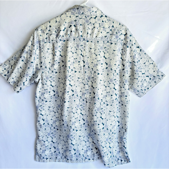 Vintage Silk circa 1969 Men's Button Up Short Sleeve Casual Shirt - Picture 4 of 5